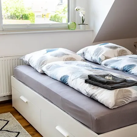 Semesterbostad Unter Den Linden *