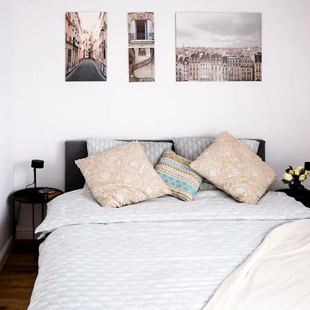 Unter Den Linden Semesterbostad Lübeck